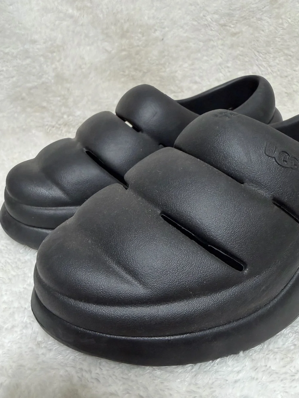 UGG Sport Yeah Clog slip-on shoes in black size 8
